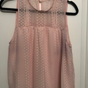 Beautiful summer top underlying lining wore once